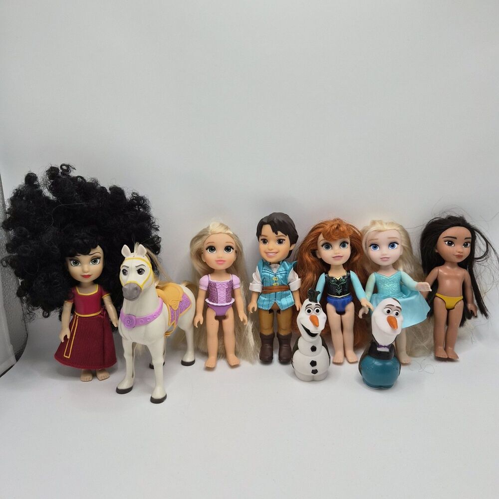 Lot of 9 Disney Animators Collection 6" Dolls Figures